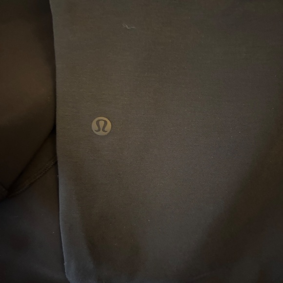 Lululemon; On The Move Pant *ponte, size 12 - Picture 5 of 8